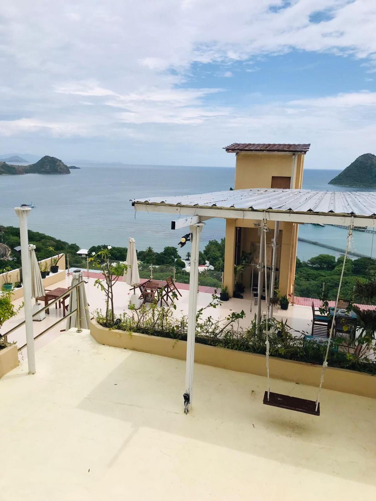 Sunset Hill Hotel Labuan Bajo Exterior foto